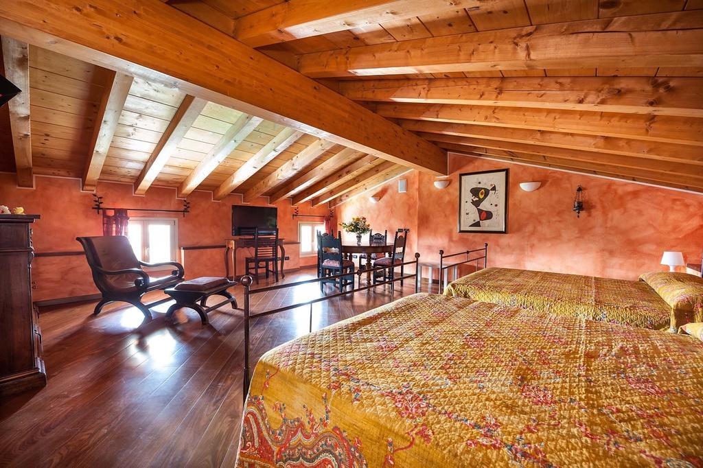 Villa Pace Pozzolengo Værelse billede