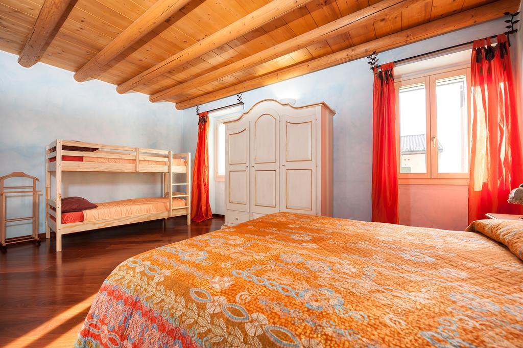 Villa Pace Pozzolengo Værelse billede